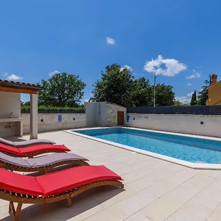 Solis By Interhome